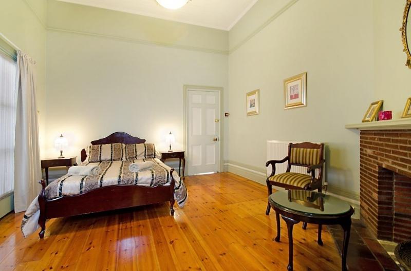 Gatehouse On Ryrie Bed and Breakfast Geelong Buitenkant foto